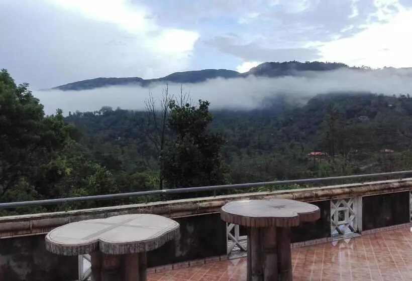 Majatalo Lanka Peter S House