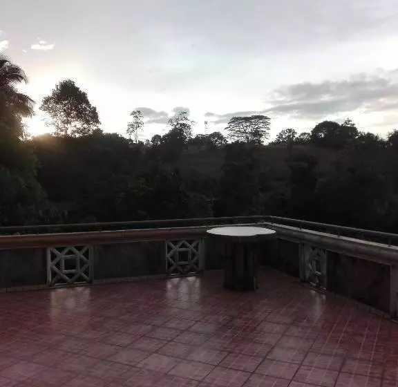 Majatalo Lanka Peter S House