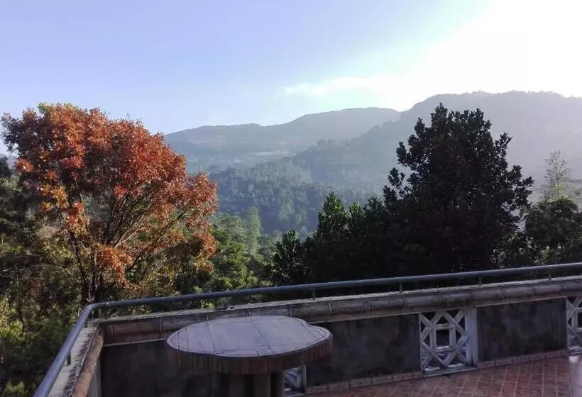 Majatalo Lanka Peter S House