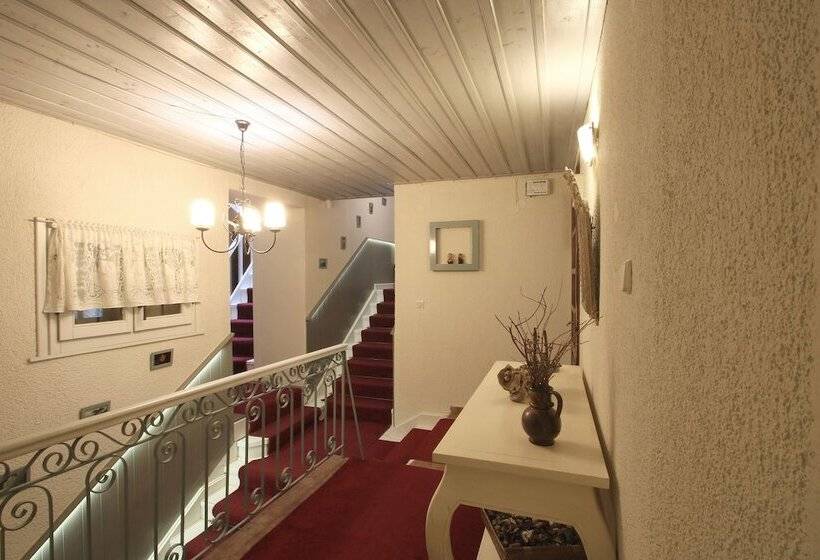 Boutique Hotel Skamnos Arachova