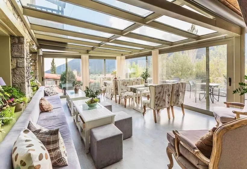 Boutique Hotel Skamnos Arachova