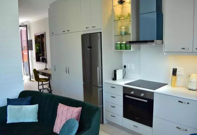 De Waterkant Apartments