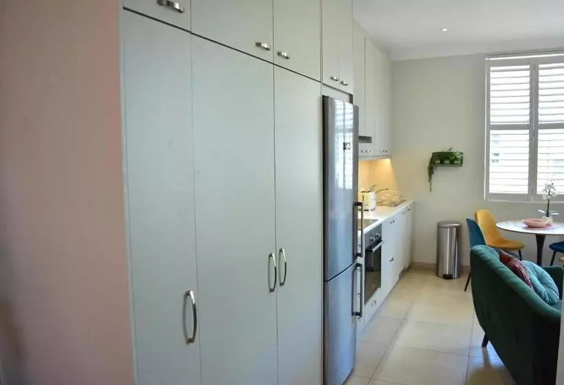 De Waterkant Apartments