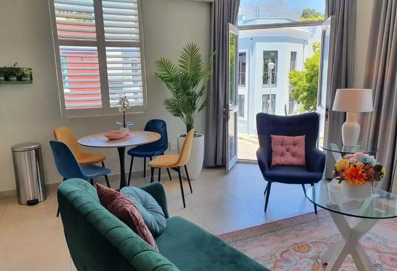 De Waterkant Apartments