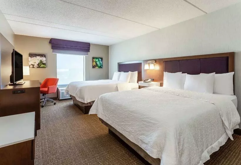 Hampton Inn & Suites Chicagolibertyville