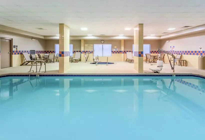 Hampton Inn & Suites Chicagolibertyville
