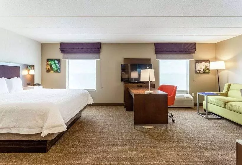Hampton Inn & Suites Chicagolibertyville