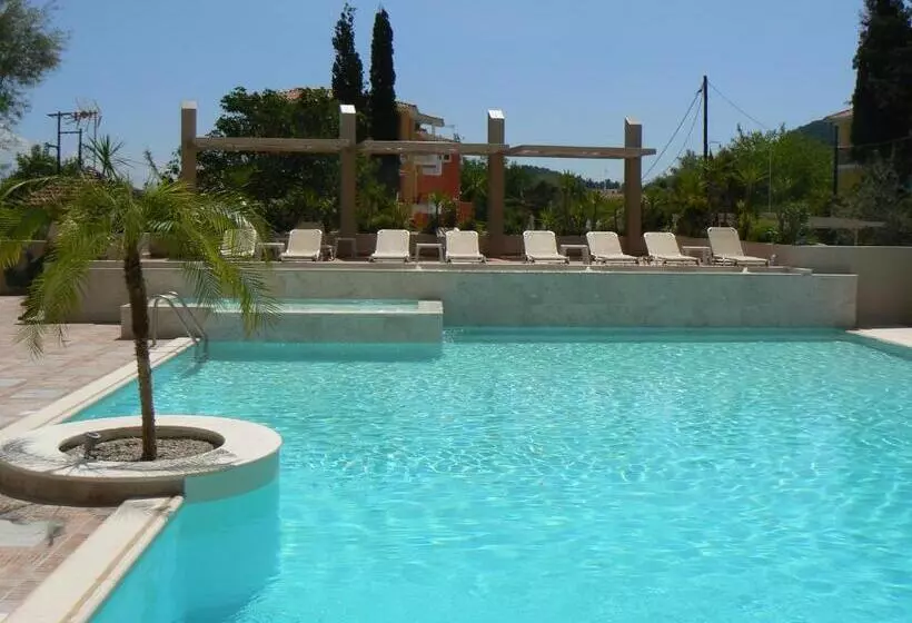 Happyland Hotel Apartments