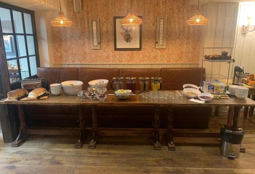 Hotel Abbey Fields By Chef & Brewer Collection