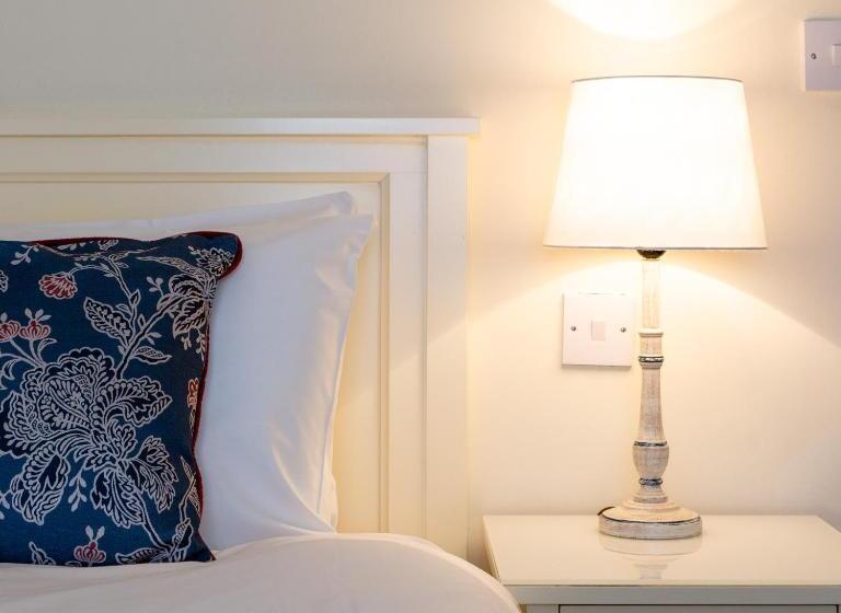 Hotel Abbey Fields By Chef & Brewer Collection