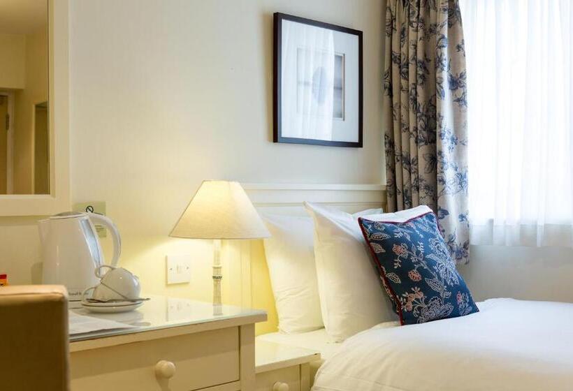 Hotel Abbey Fields By Chef & Brewer Collection