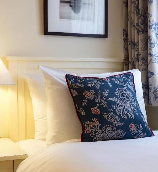 Hotel Abbey Fields By Chef & Brewer Collection