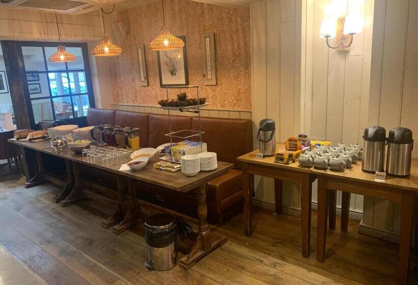 Hotel Abbey Fields By Chef & Brewer Collection