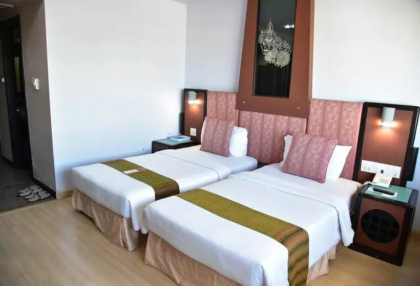 בית מלון כפרי Bp Grand Tower