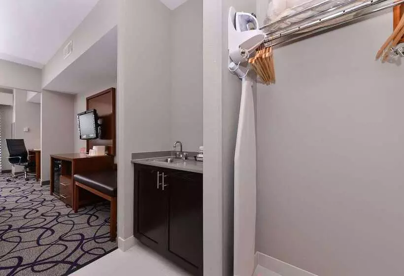 Отель Comfort Inn & Suites Frisco   Plano