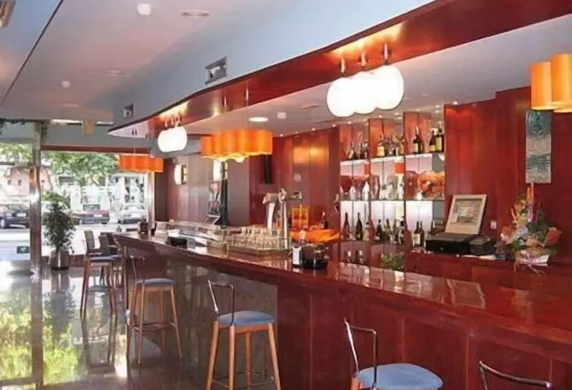 Hotelli Doña Urraca