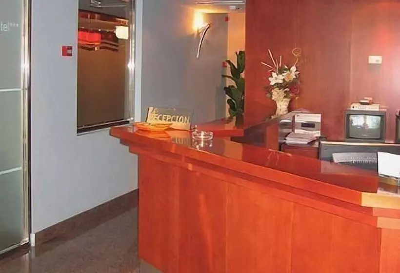 Hotelli Doña Urraca