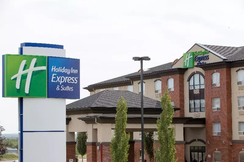 호텔 Holiday Inn Express & Suites Drayton Valley, An Ihg
