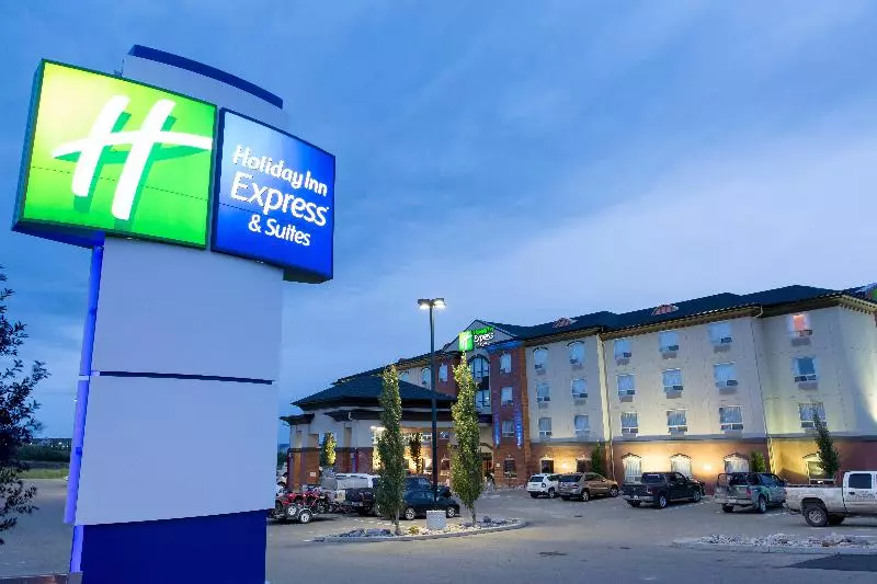 호텔 Holiday Inn Express & Suites Drayton Valley, An Ihg