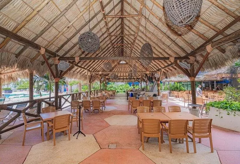 Hotelli Playa Suites Acapulco