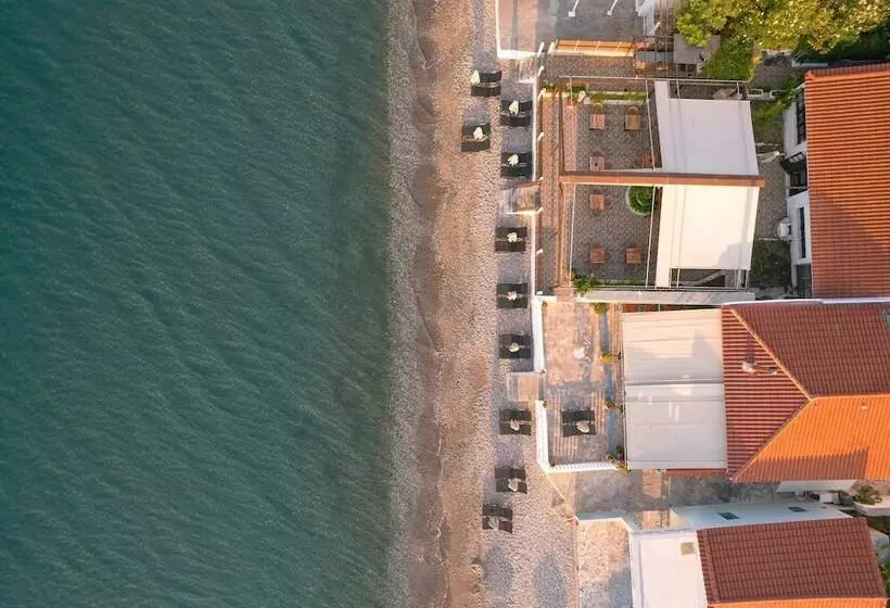 Hotel Potokaki Beachfront