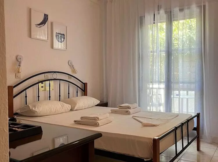 Hotel Potokaki Beachfront