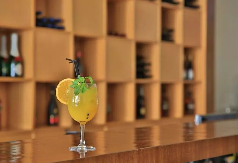 هتل Roma Ritz Huambo