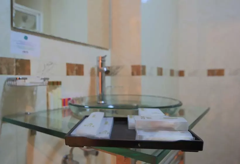 هتل Roma Ritz Huambo