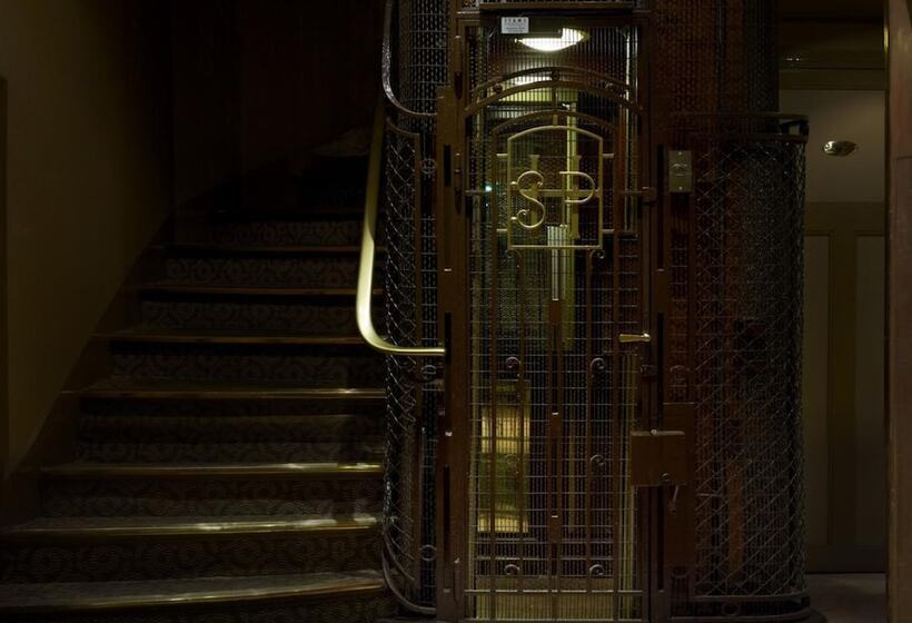 ホテル Hôtel Saint Pierre