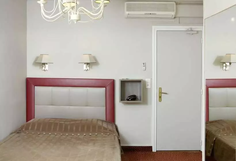 Hotel Hôtel Saint Pierre