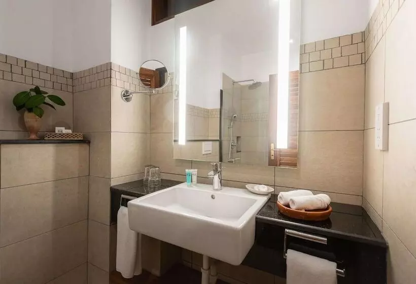هتل Severin Sea Lodge