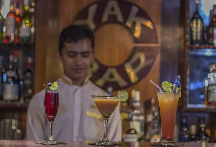 هتل Tibet International