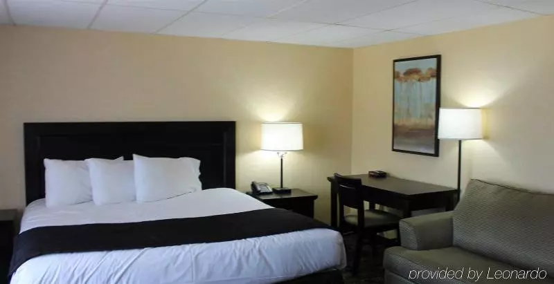 호텔 Travelodge By Wyndham Sarnia