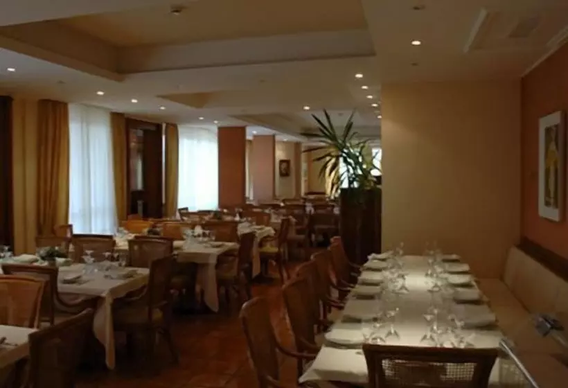 Отель Villa Eden