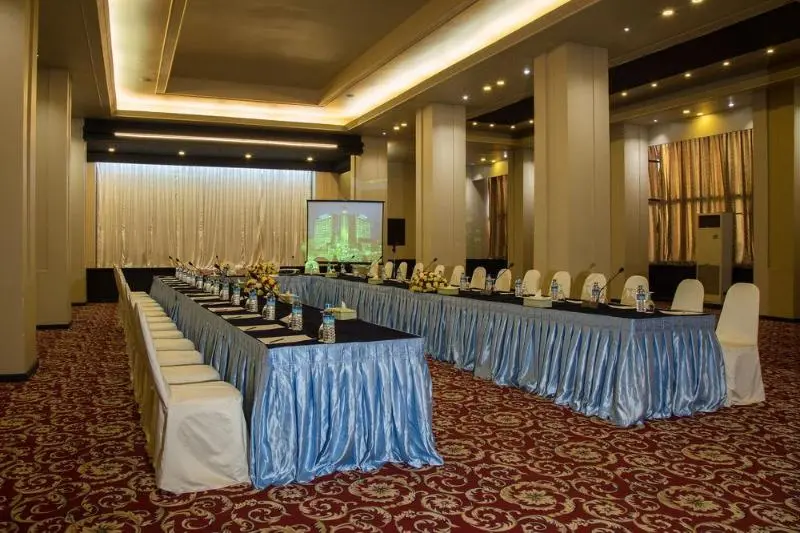 هتل Yangon