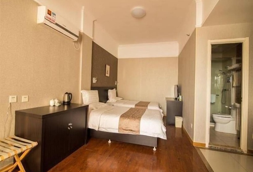 בית מלון כפרי Ramada Encore By Wyndham Qingdao Shinan