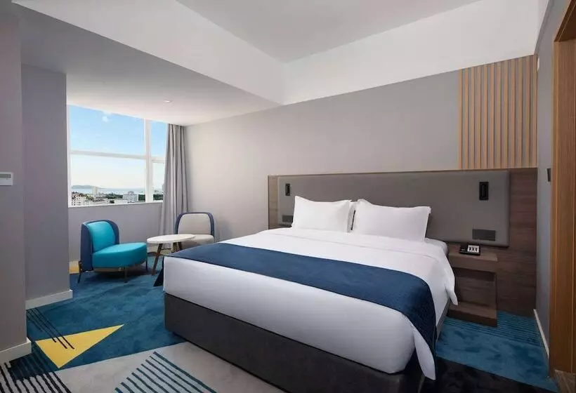 Hotel Ramada Encore By Wyndham Qingdao Shinan