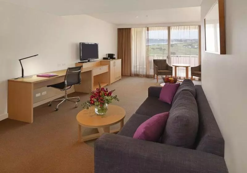 Sage Hotel Wollongong