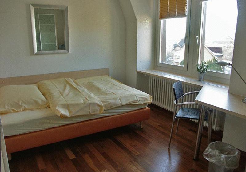 Accademia Apartments