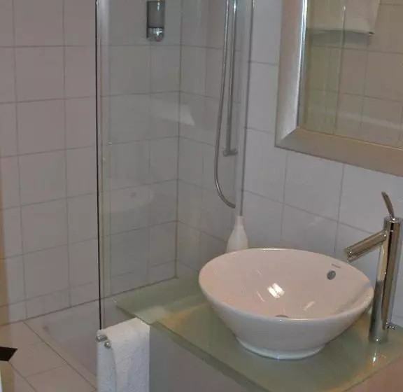 Accademia Apartments