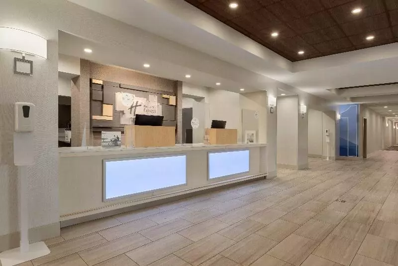 Holiday Inn Express Hotel & Suites Opelika Auburn, An Ihg
