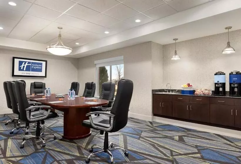Holiday Inn Express Hotel & Suites Opelika Auburn, An Ihg