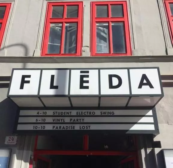 Hostel Fléda