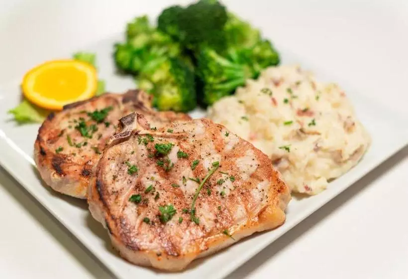 Holiday Inn Hotel & Suites Orange Park Wells Rd