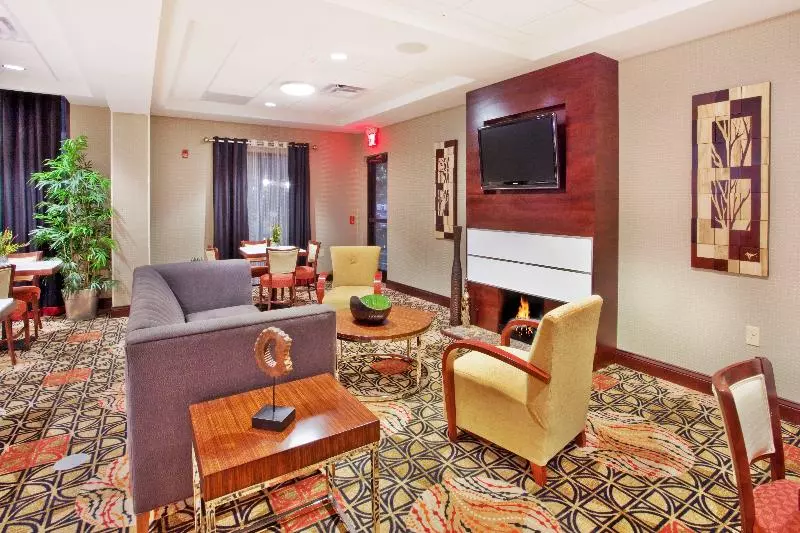 Holiday Inn Express Hotel & Suites Atlanta Cumming, An Ihg