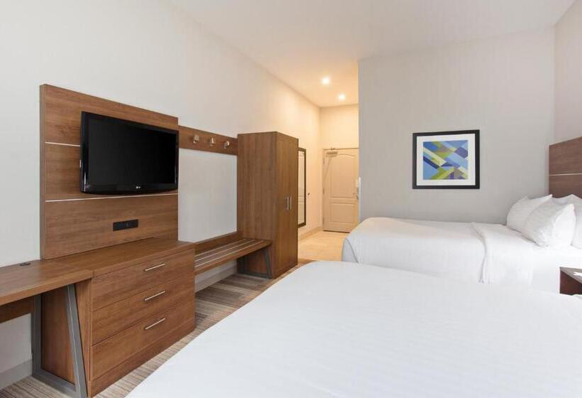 호텔 Holiday Inn Express & Suites Corona, An Ihg