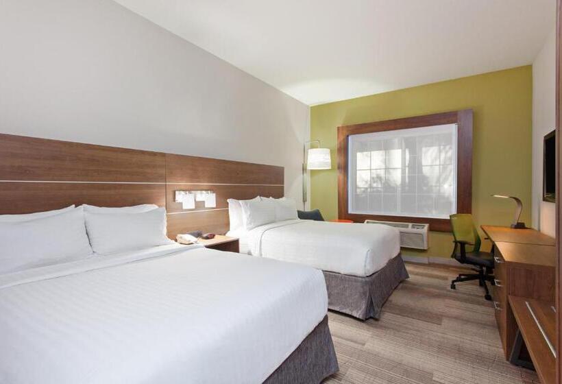 호텔 Holiday Inn Express & Suites Corona, An Ihg