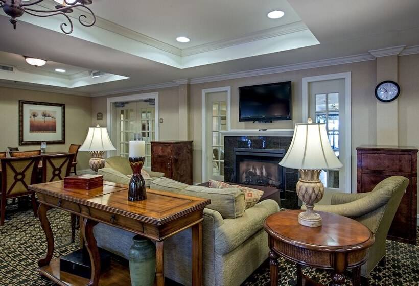 Holiday Inn Express Hotel & Suites Jackson Flowood, An Ihg