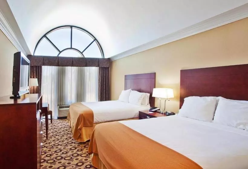 Hotelli Holiday Inn Express & Suites Macon I 475, An Ihg