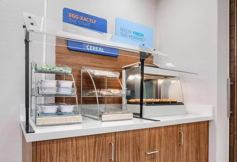 Hotelli Holiday Inn Express & Suites Macon I 475, An Ihg